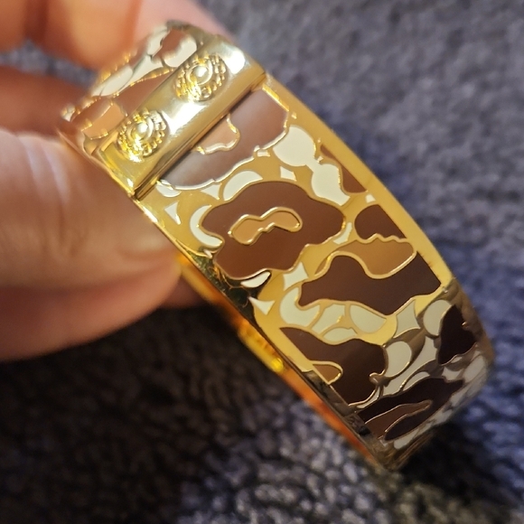 New Coach Ocelot Gold-tone Bangle - Picture 5 of 6